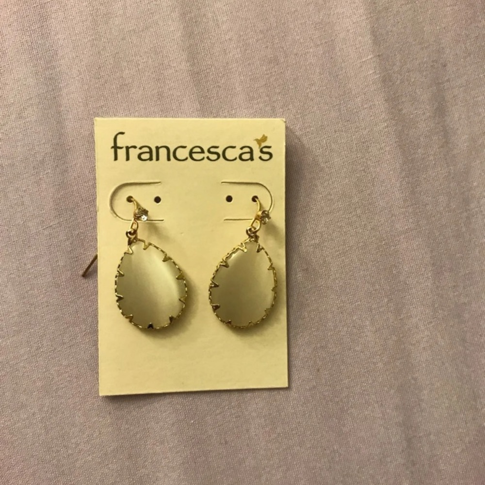 Statement earrings - Picture 2 of 3
